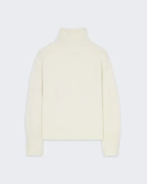 Cozy Turtleneck - Cream