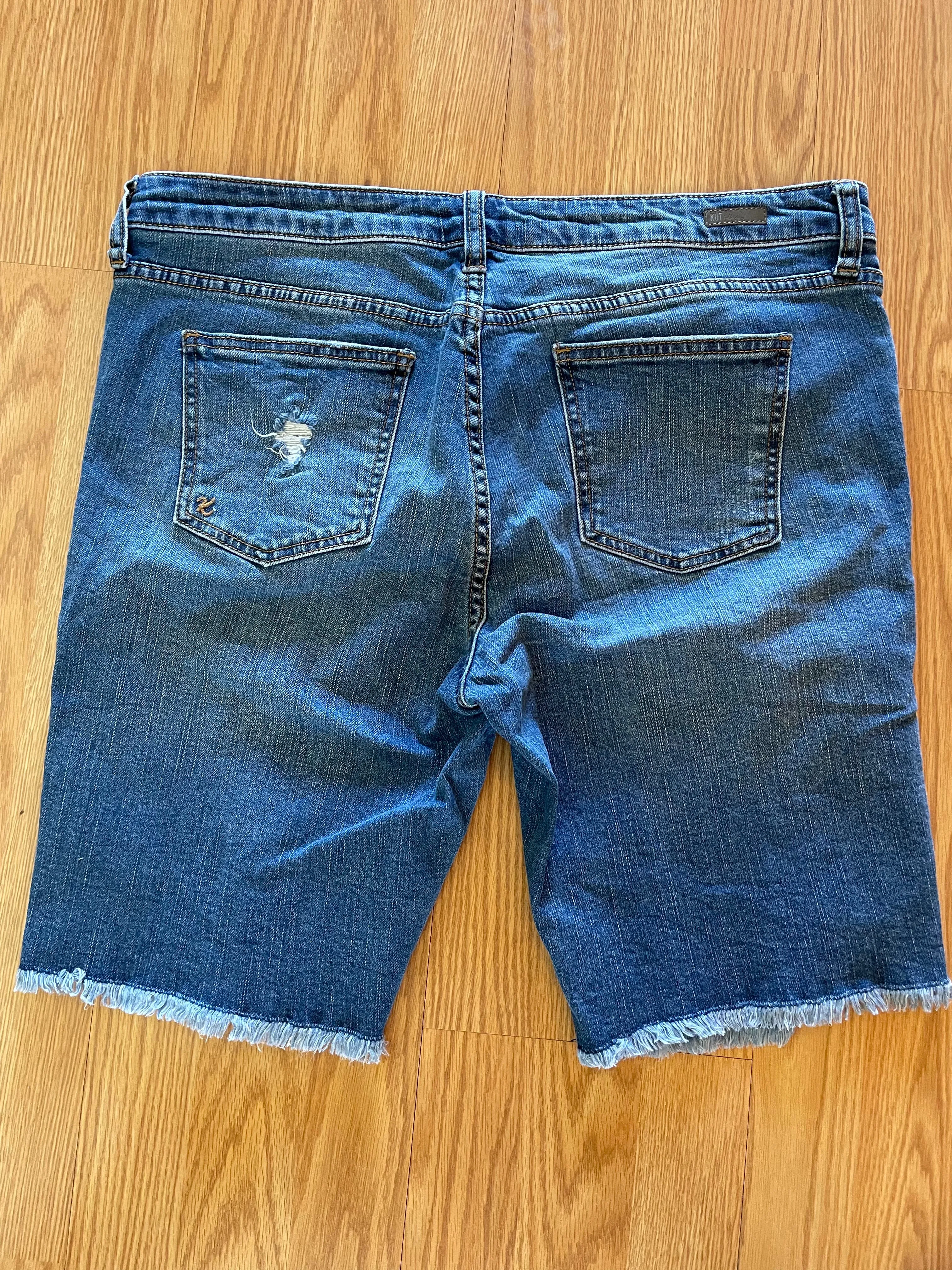 KUT Kelsey Bermuda Short (12)