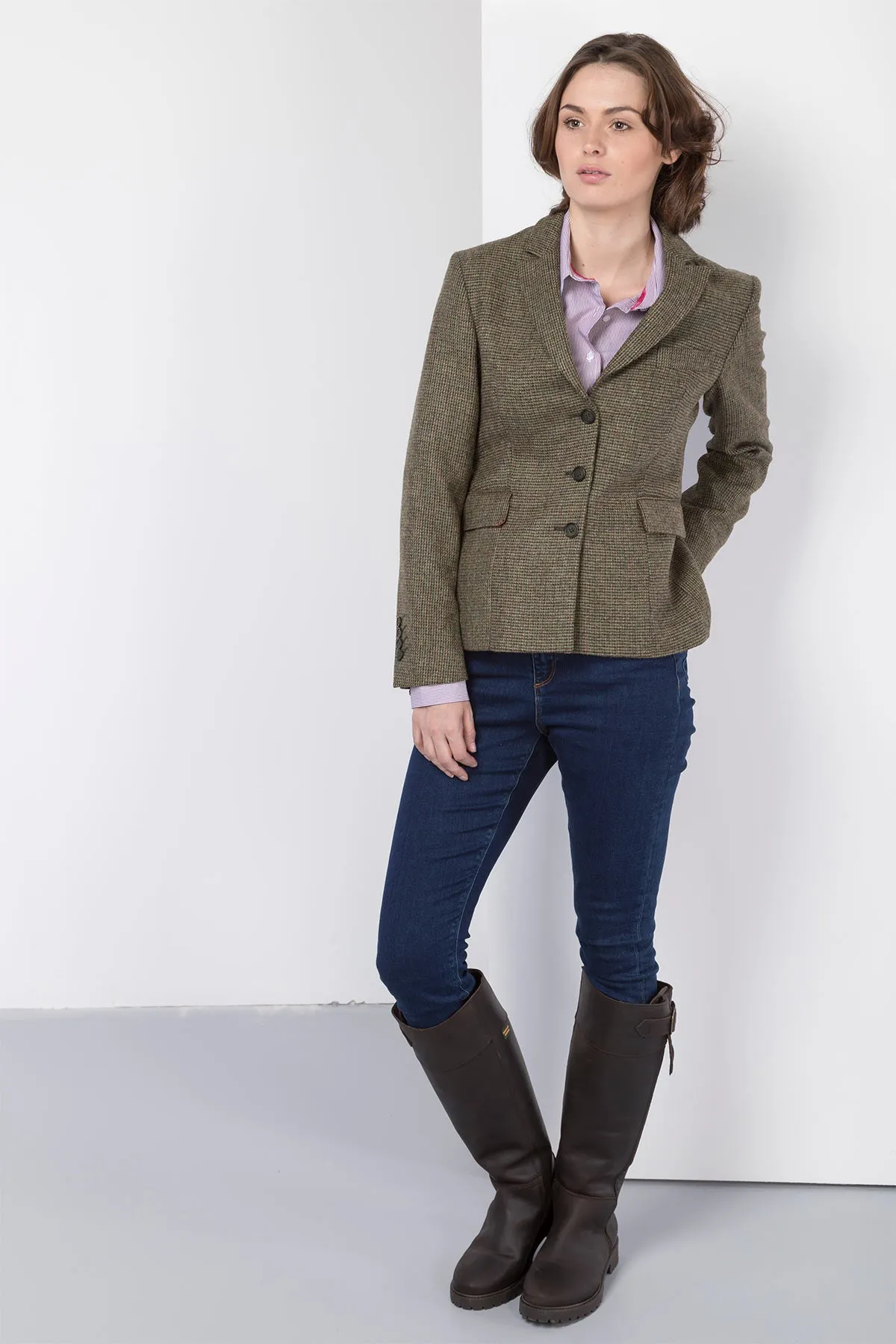 Ladies Short Fitted Tweed Jacket Blazer