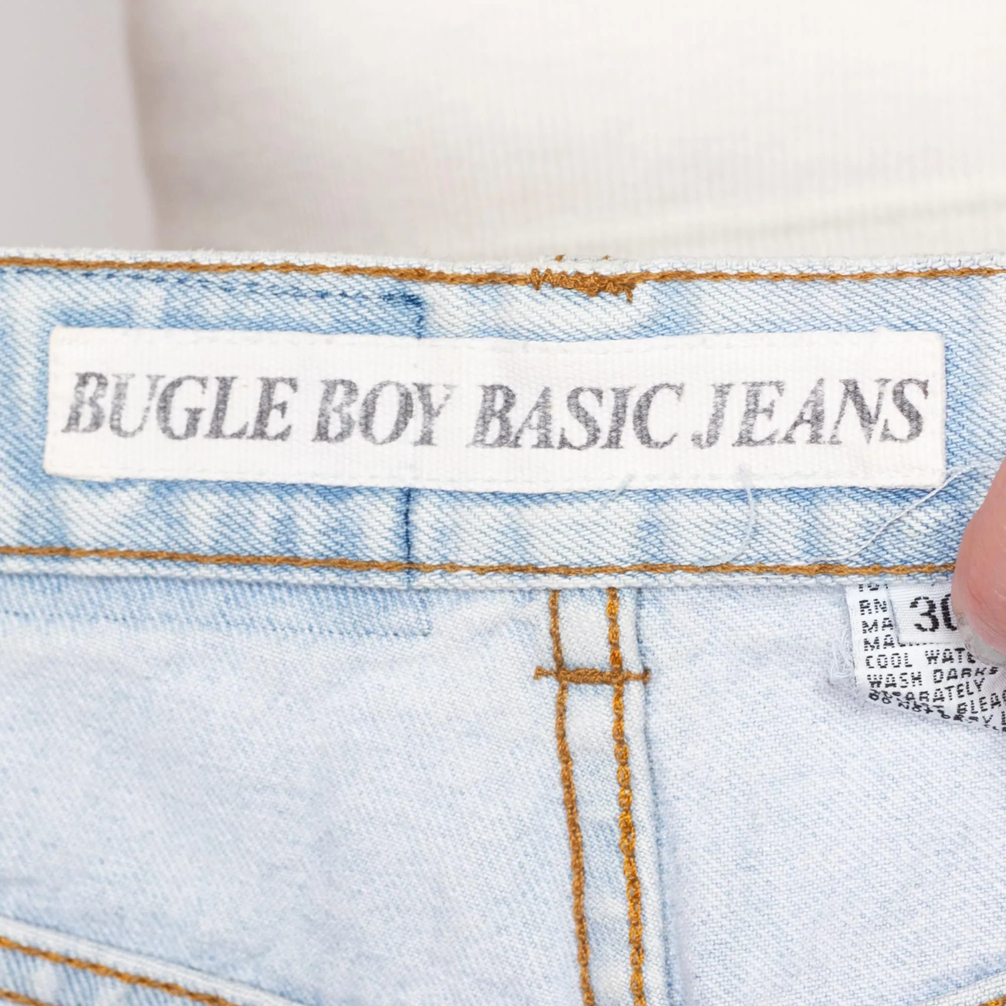 Medium 90s Bugle Boy Spell Out Logo Jean Shorts 30"