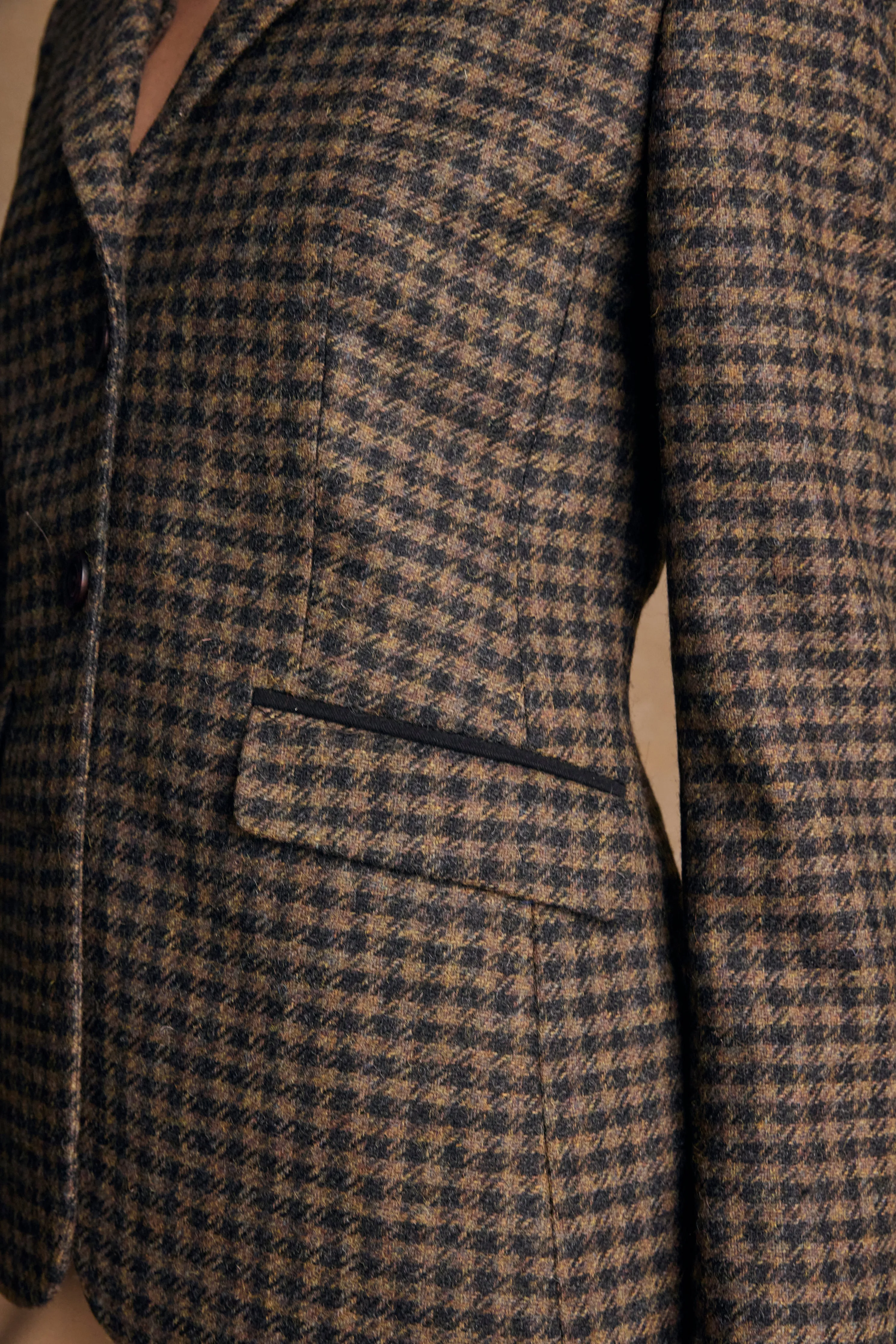 Tara Tweed Hacking Jacket - Earth Check